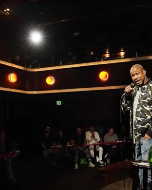L8NITE Comedy