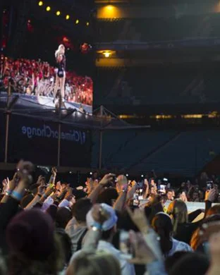 Live concert by Orion Sun