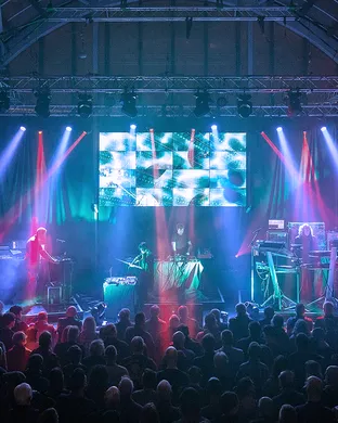 Live concert by 112, Total & Case