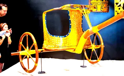 Discovering King Tut's Tomb