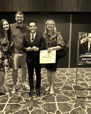 Paranormal - The Mindreading Magic Show