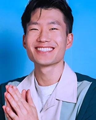 Ray Lau 