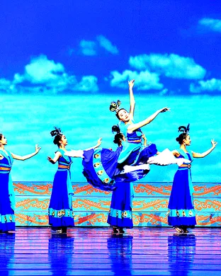 Shen Yun Performing Arts theatre performance