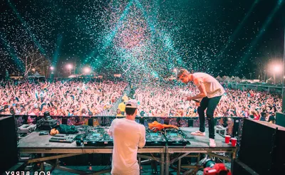 The Chainsmokers